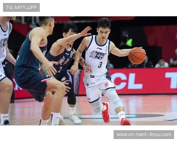 广州篮球队在个人能力排行榜中荣登第八名展现实力与潜力