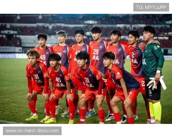 湘超联赛蓄势待发 聚焦本土球队崛起与足球文化发展