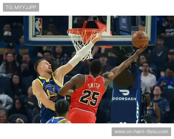 勇士与森林狼激战11场赛季对决精彩纷呈引发球迷热议